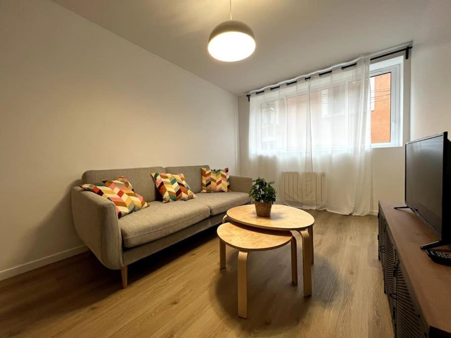 Designer - Centre Montereau Apartment Exterior foto